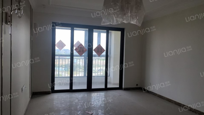 马鞍山恒大翡翠湾二手房实景图