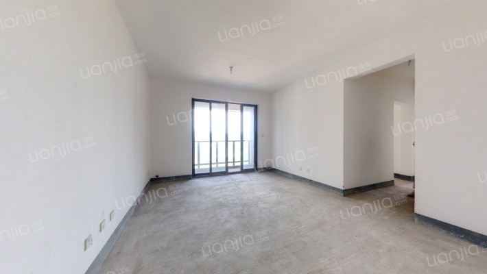 中渝春华秋实二期二手房实景图