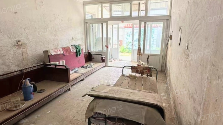 107国道旁 独门独户小院能过户 能翻盖-多功能间