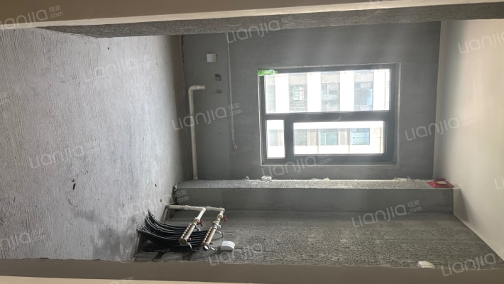 高速发展地带精品三居室诚意出售-厨房A