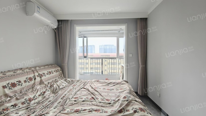 老城区 繁华地段 集中供暖 电梯房-卧室A