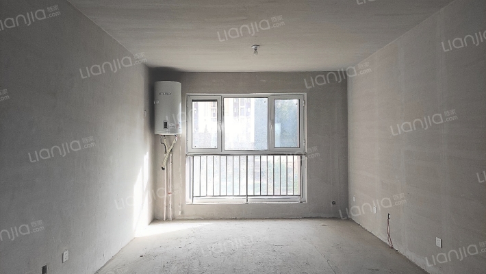 南北通透二居售46万，明厨明卫，产权清晰满二税少-客厅