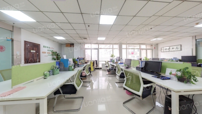 万强艺术家二手房实景图