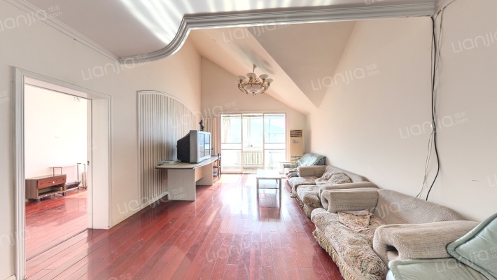 隆富山庄二手房实景图