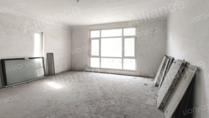 德鑫嘉苑二手房实景图