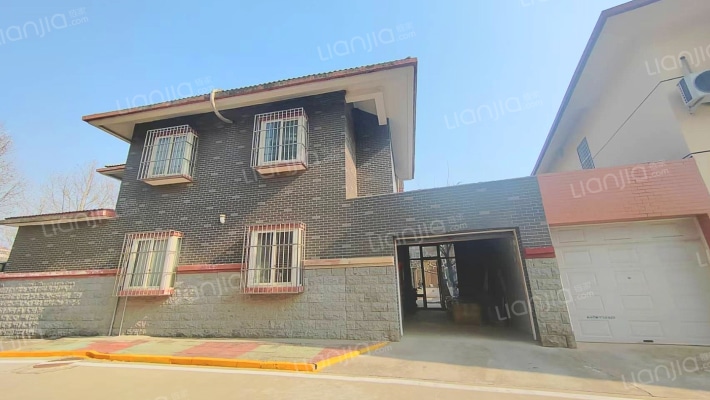 华阳水电小区 独栋别墅 精装修拎包入住-车库