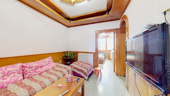 三轮车场家属院二手房实景图