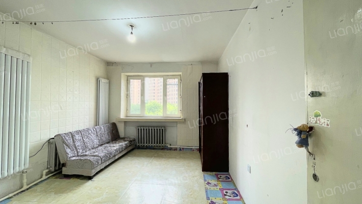 上江街小区二手房实景图