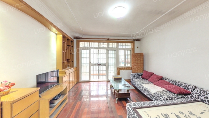 东方名嘉西区二手房实景图