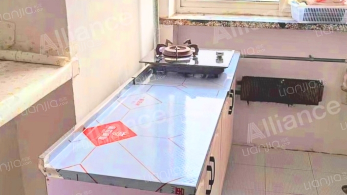 生活便利，公摊小，采光视野无遮挡-厨房