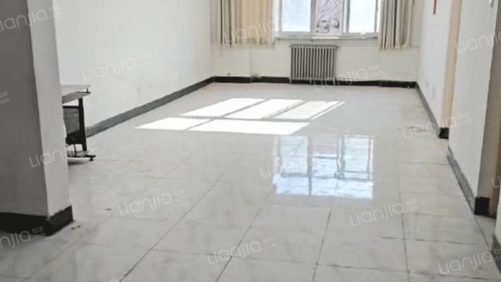 世达公寓小区二手房实景图