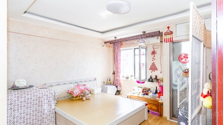 红房新区西区二手房实景图