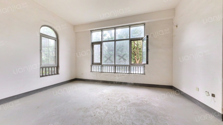 佘山东紫园二手房实景图