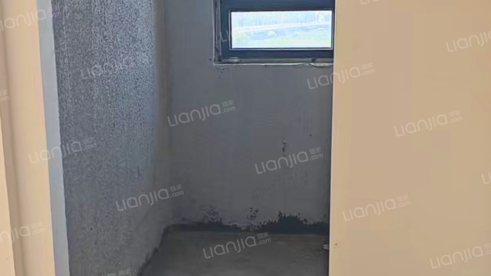 央企开发 集中供暖  电梯房 全明格局 户型方正-卫生间