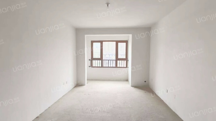 鸿坤理想尔湾 3室2厅 南 北-客厅