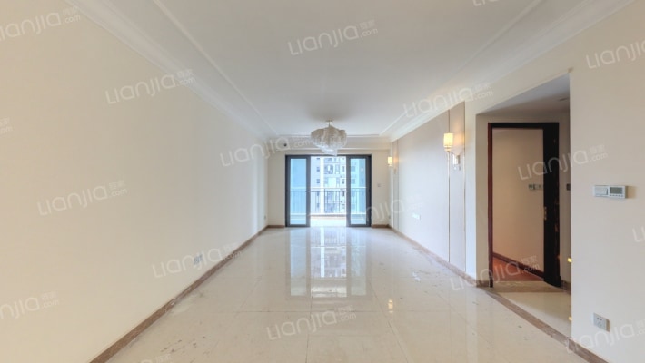 恒大文化旅游城A区二手房实景图