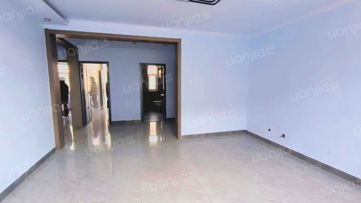 兴苑东小区二手房实景图