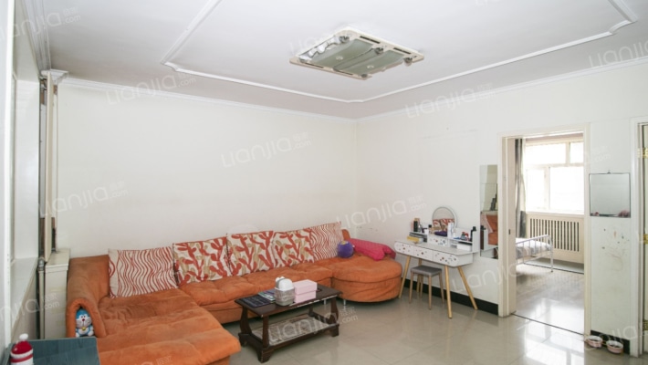 南茶坊17号院二手房实景图