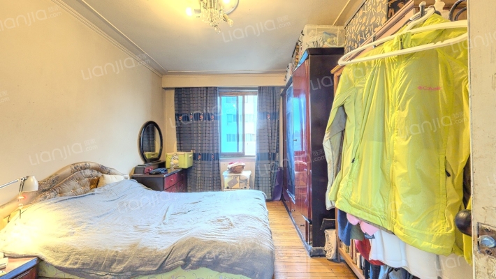 辉河大楼二手房实景图