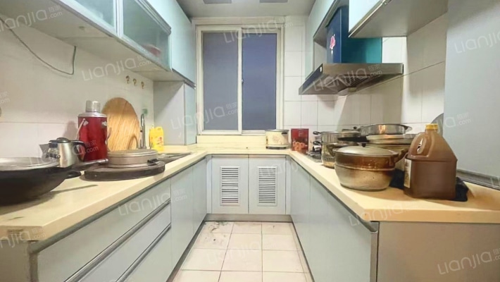 物探局社区  集中供暖  宝石花物业-厨房