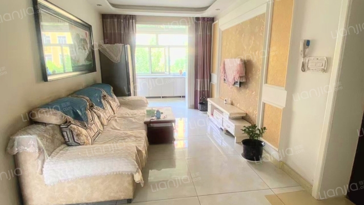 锦富华园二手房实景图