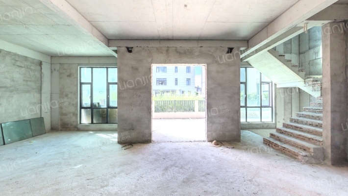 聚怡居二手房实景图