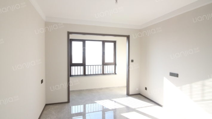 万科未来城三期二手房实景图