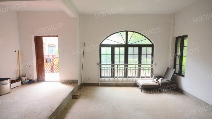 维科皇家花园二手房实景图