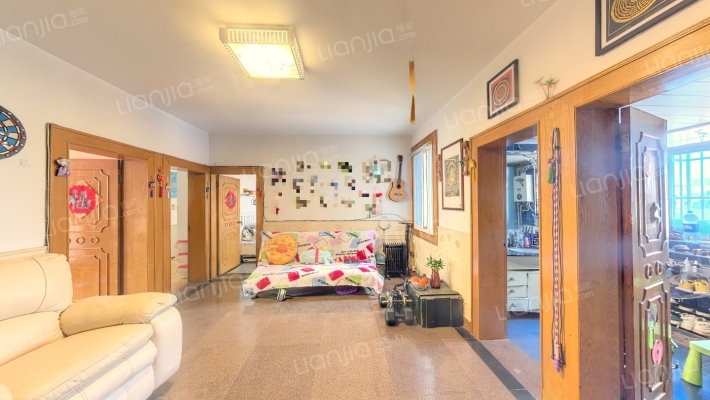 青年园二手房实景图