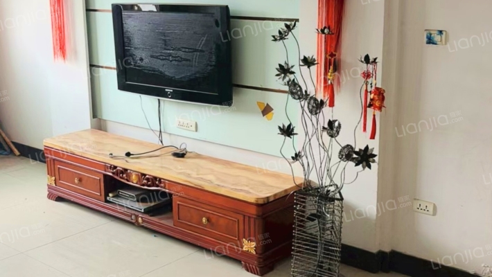 西山区金信村二手房实景图