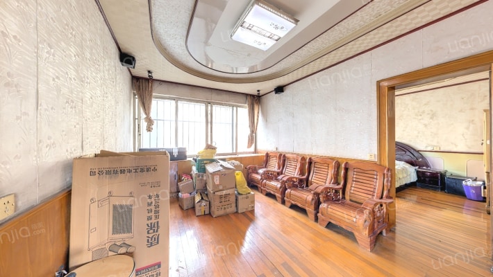 堰桥街道堰桥东路二手房实景图