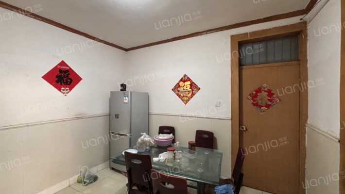 税务局宿舍二手房实景图