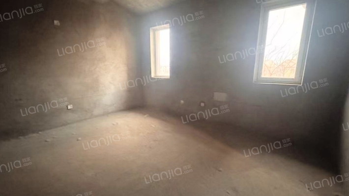 此房房本满五唯一  类独栋 边户大院子-卧室E