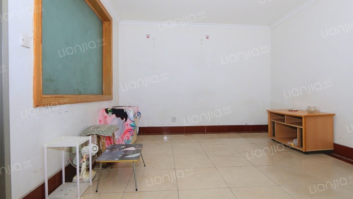 承德北路建设银行宿舍二手房实景图