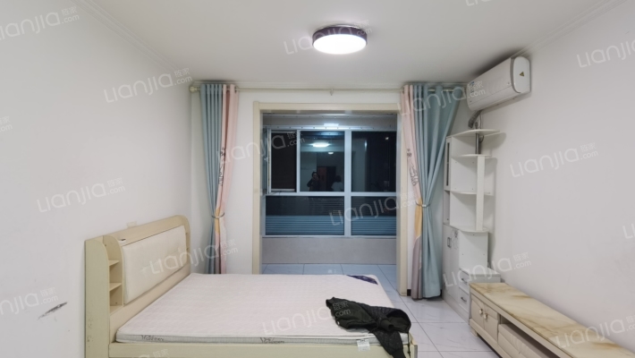 华阳风景 1室1厅 南-卧室