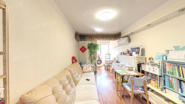 仓南胡同14号院二手房实景图