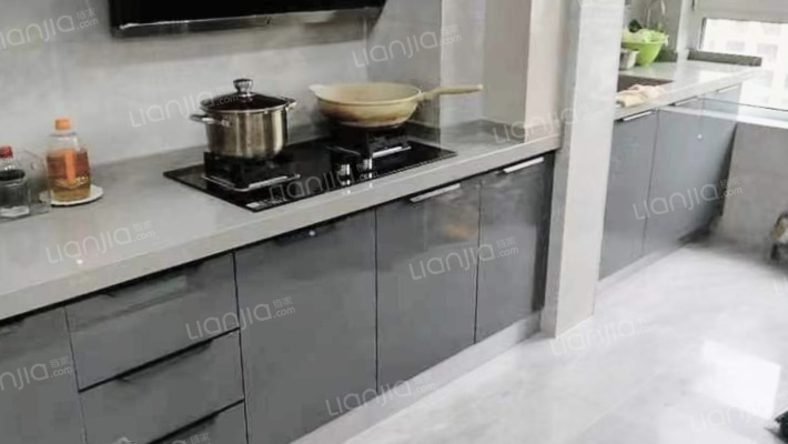 德信御府品质社区，精装修，有房本，不临铁路-厨房