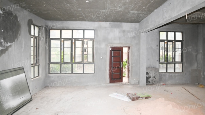 长春湖一号二手房实景图