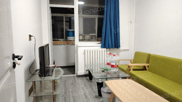 天威一区二手房实景图