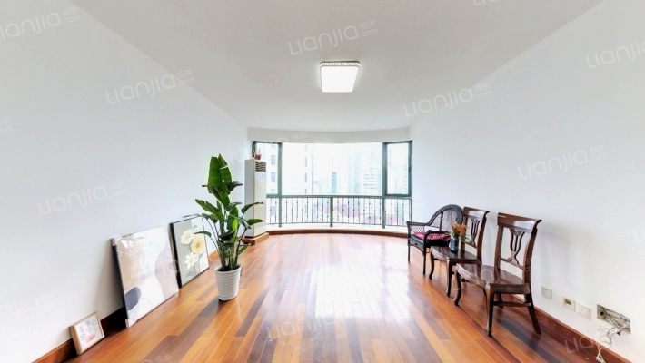 宝华雅苑二手房实景图