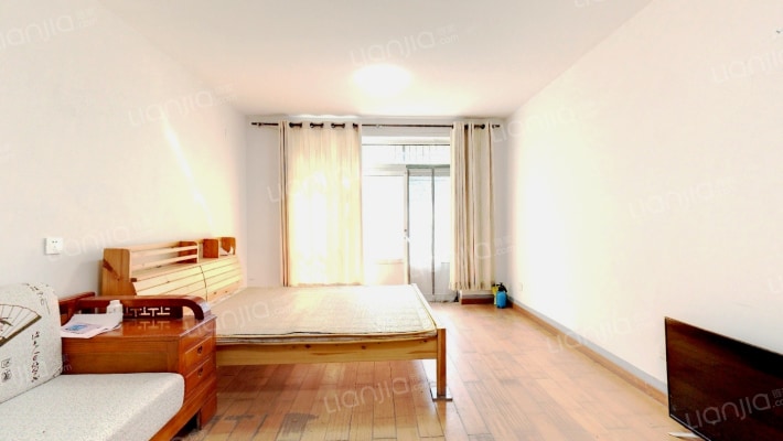 馨港庄园二区二手房实景图