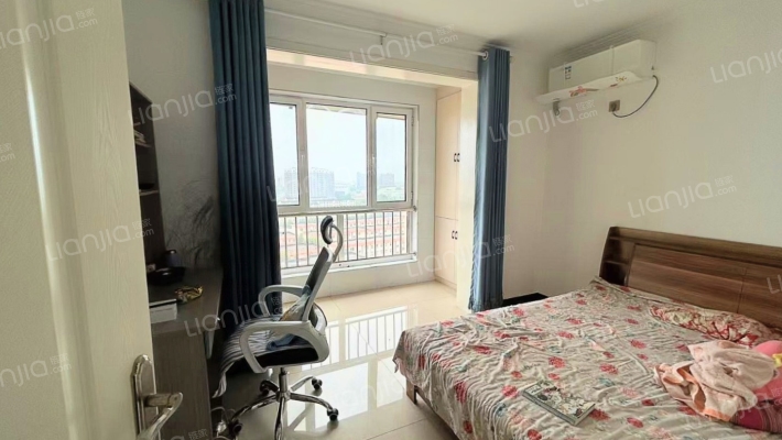 华阳路电梯房 中上楼层  采光好 简单装修-卧室B