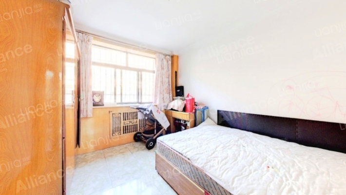 开发区文化广场繁华地段地理位置珍贵，税务局小区住户-卧室A