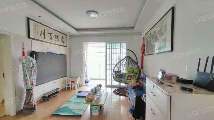 东海岸小区二手房实景图