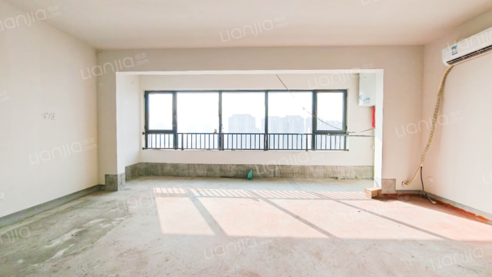 中建蔚蓝之城翠竹园二手房实景图