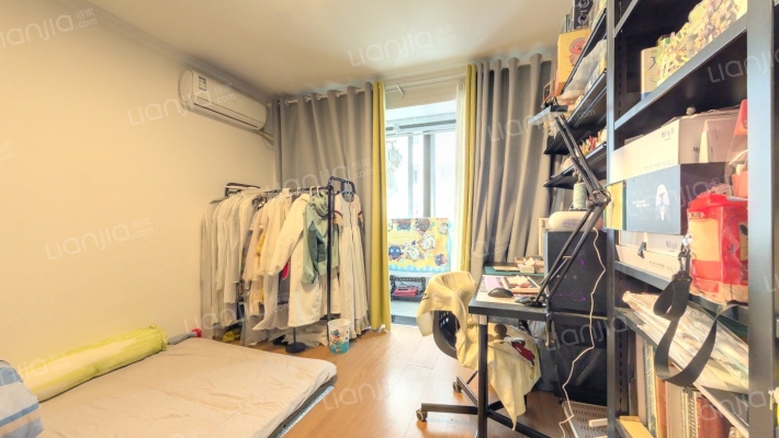 财大小区二手房实景图