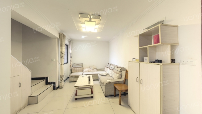 东方天地二手房实景图