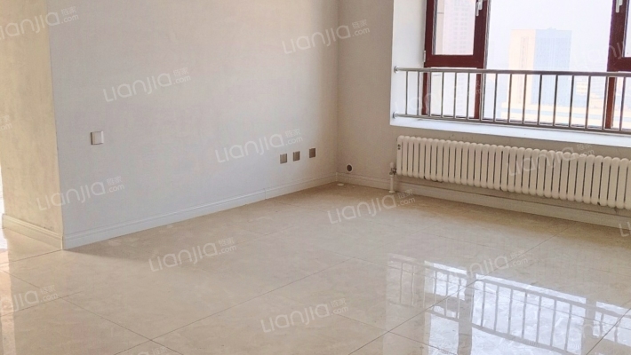 中天·兴华大厦二手房实景图