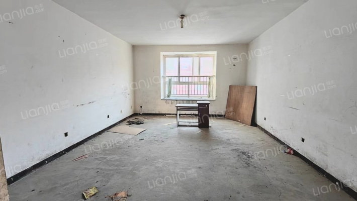 采光好.无遮挡.房本满五，税费低-客厅