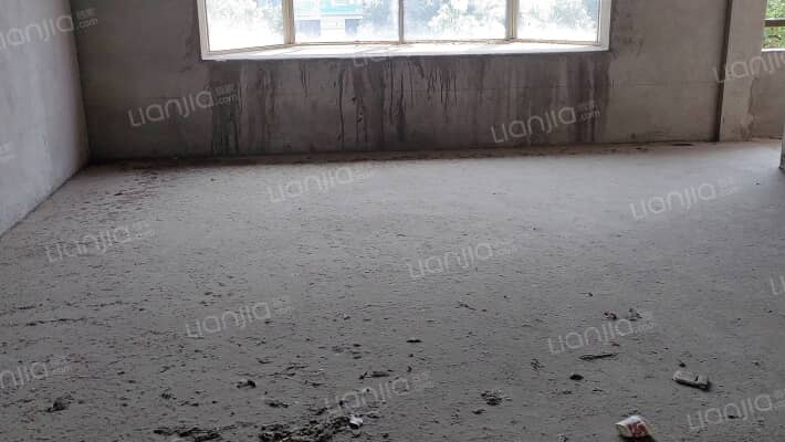 虎山路28号二手房实景图